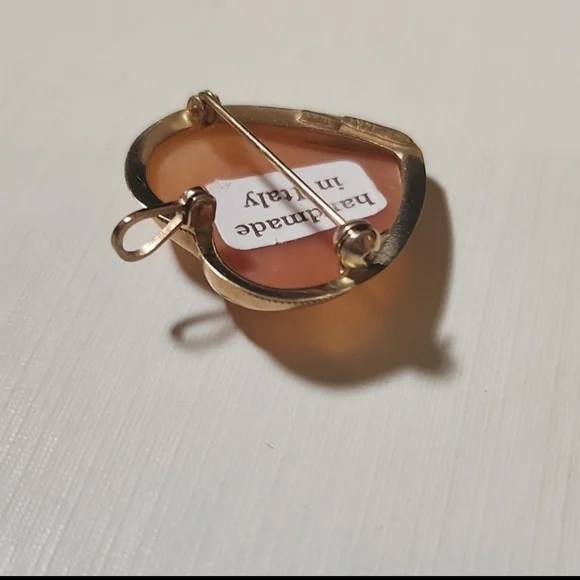 Ross-simons 1970 Vintage Pink Shell Heart Cameo Pin/Pendant in